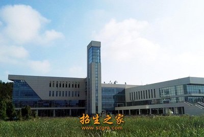 襄陽汽車職業(yè)技術(shù)學(xué)院